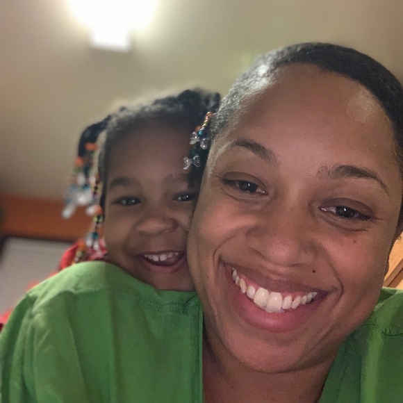 Meet your Posher, Laquieta - Picture 1 of 1